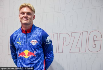 孔帕尼谈切尔西：无论对手花了10亿还是1000万买人，这都无关紧要