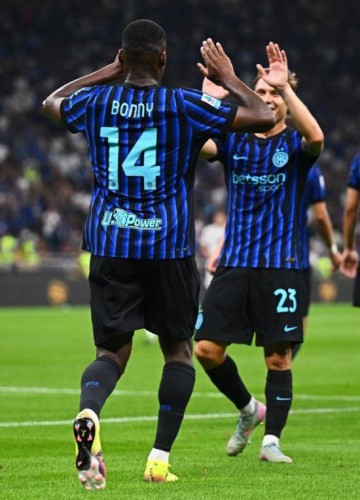 国米欧冠收入超5500万！迪乌夫工资高苏契奇