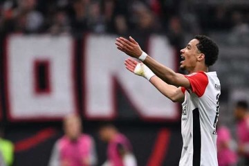 德甲疯狂转会：3笔交易豪揽2.65亿欧元