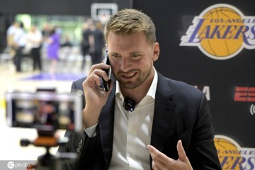 湖人正式进入东契奇时代 老詹断舍离尚存最后纠结