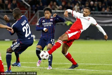 双面人生！橙衣军团进球助攻双料之王，职业生涯只有半座西甲奖杯