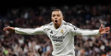 皇家马德里官宣：姆巴佩正式接过10号战袍！历史轮回还是全新篇章？