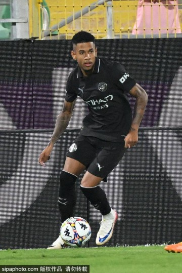 多纳鲁马与曼城达成个人协议：这笔交易将如何影响欧洲足坛？