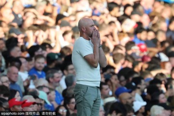 解析尤尔曼德战术：他将如何重塑勒沃库森的锋线棋局？