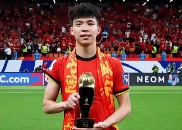 王钰栋踢意甲主力？并非毫无希望，2点因素有利，赞助商该发力了