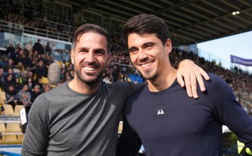 意甲第15帕尔马与意甲第6科莫战成0-0，38岁法布雷加斯未能率队连胜