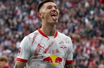 21球6助攻德甲天才神锋横空出世，开价8000万欧两大英超豪门疯抢