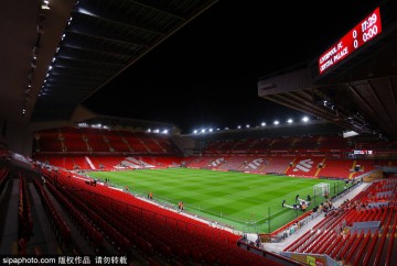 欧冠利物浦vs皇马裁判：罗马尼亚裁判伊斯特万-科瓦奇执法背后的故事与影响